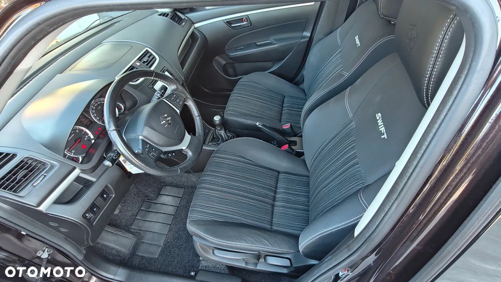 Suzuki Swift 1.2 Premium - 5