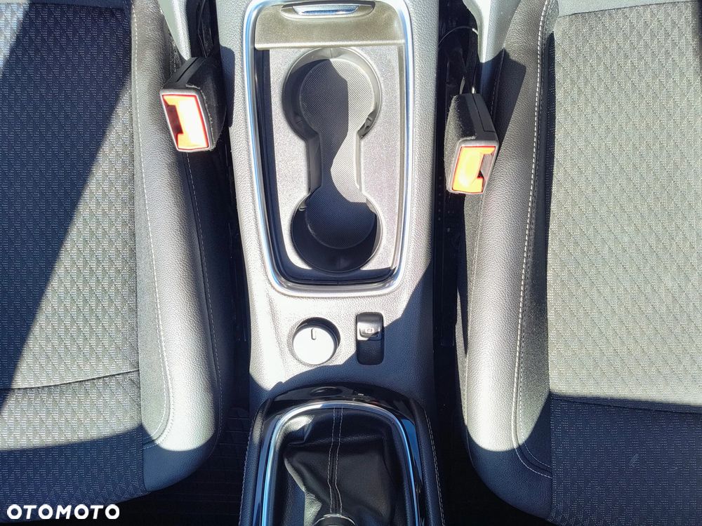Opel Astra 1.6 T Elite S&S - 29