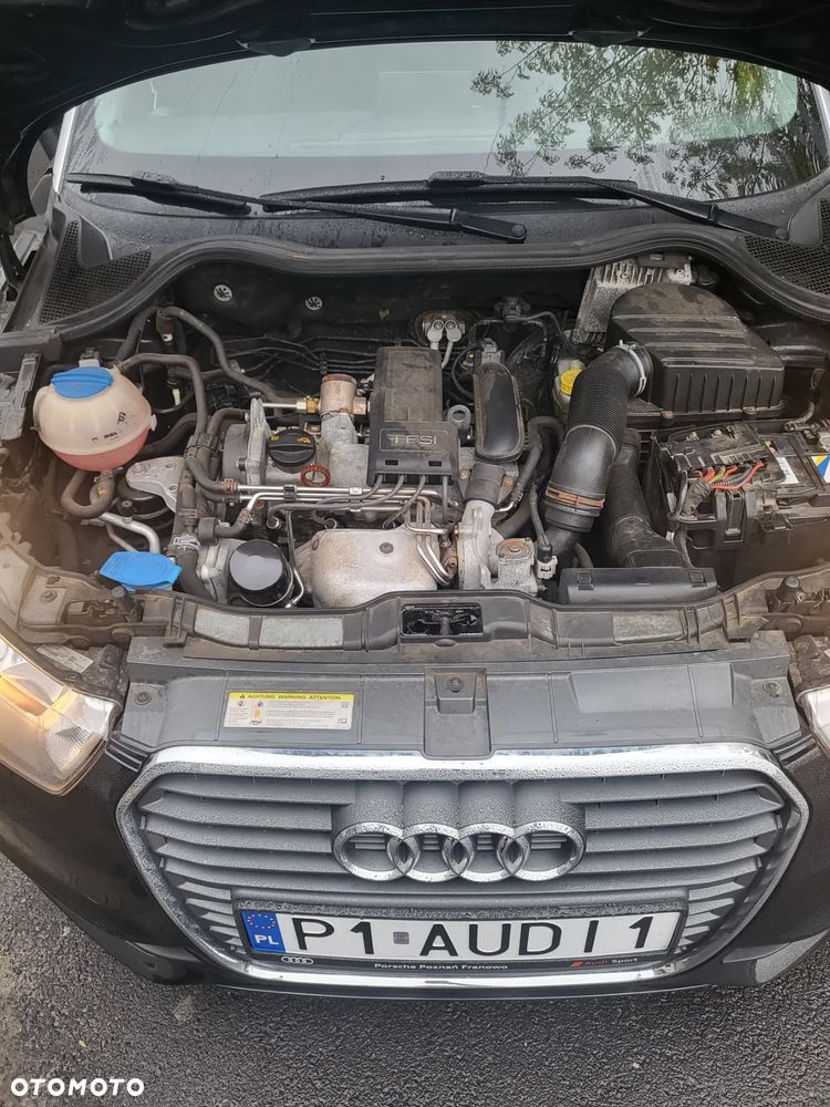 Audi A1 1.2 TFSI Attraction - 9