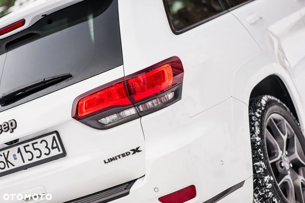 Jeep Grand Cherokee - 13