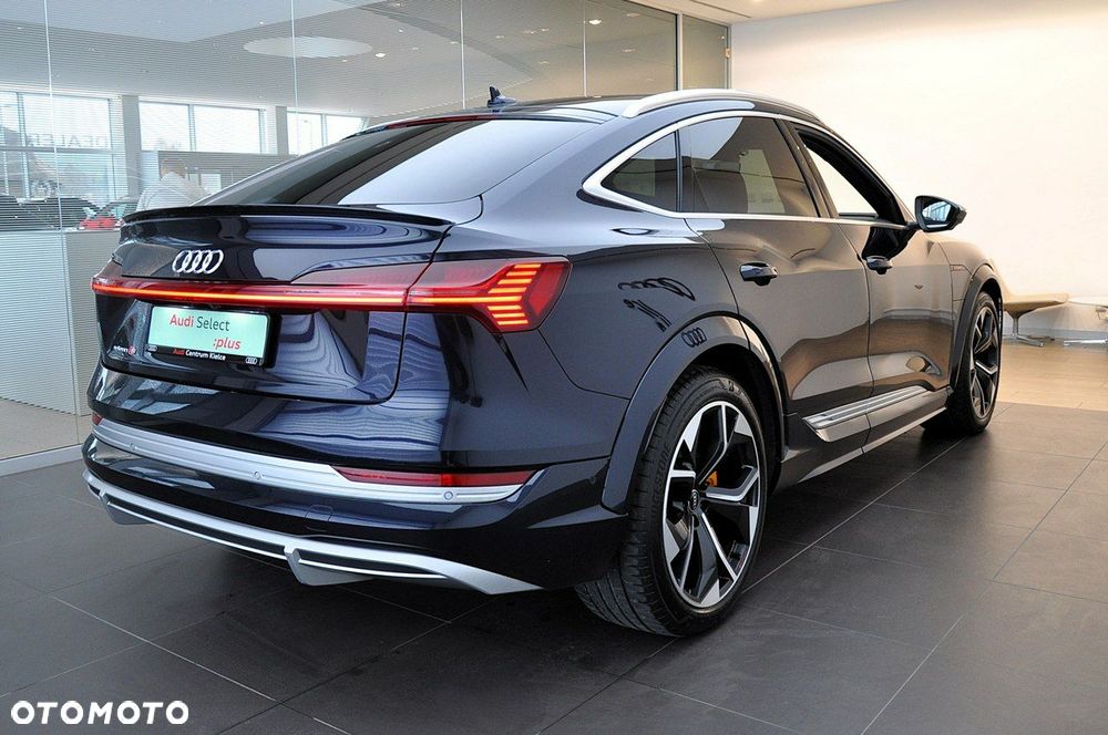 Audi e-tron Sportback - 4