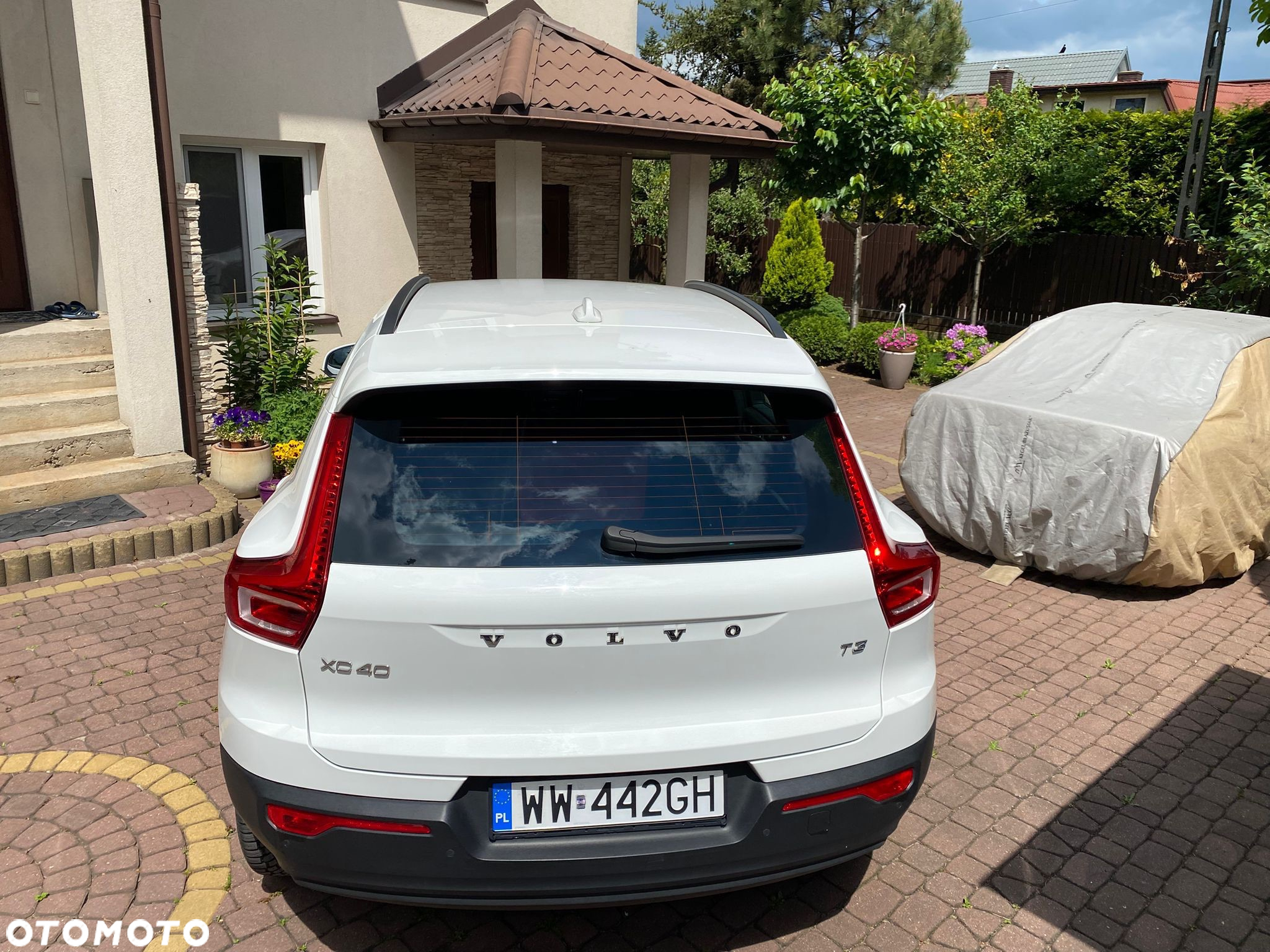 Volvo XC 40 T3 Momentum - 21