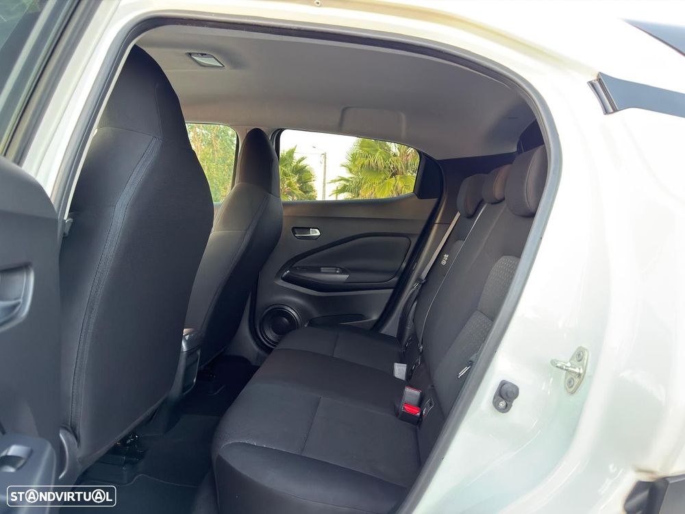 Nissan Juke 1.0 DIG-T N-Connecta - 17