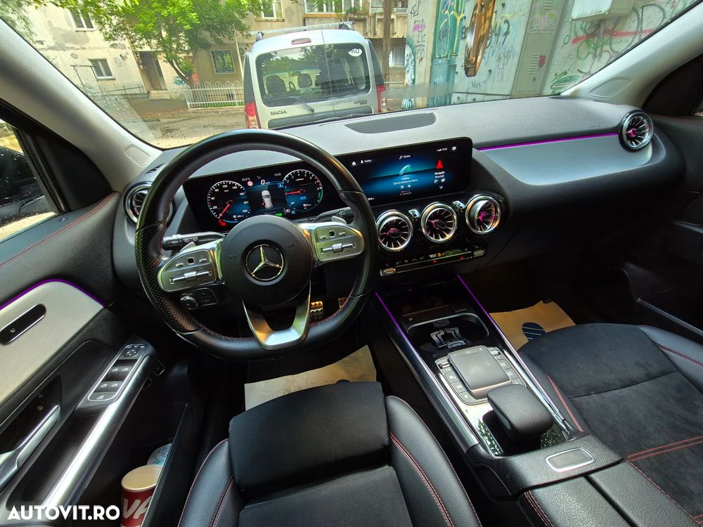 Mercedes-Benz GLA 250 e - 32