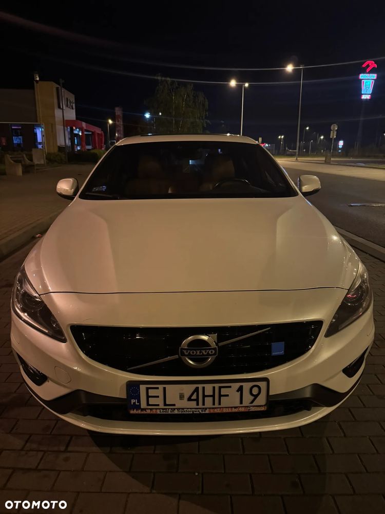 Volvo S60 T5 Drive-E R-Design Momentum - 17