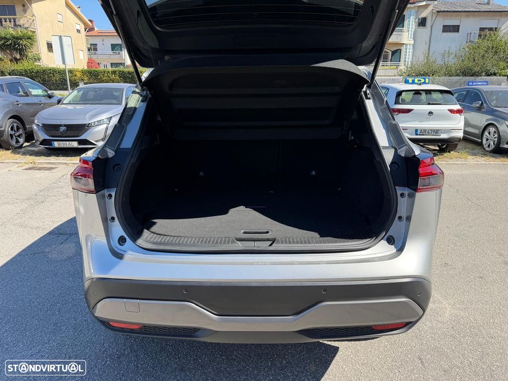 Nissan Qashqai 1.3 DIG-T N-Connecta LED - 14