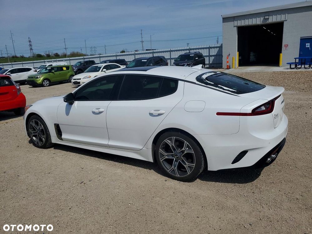 Kia Stinger 2.0 T-GDI GT Line - 2