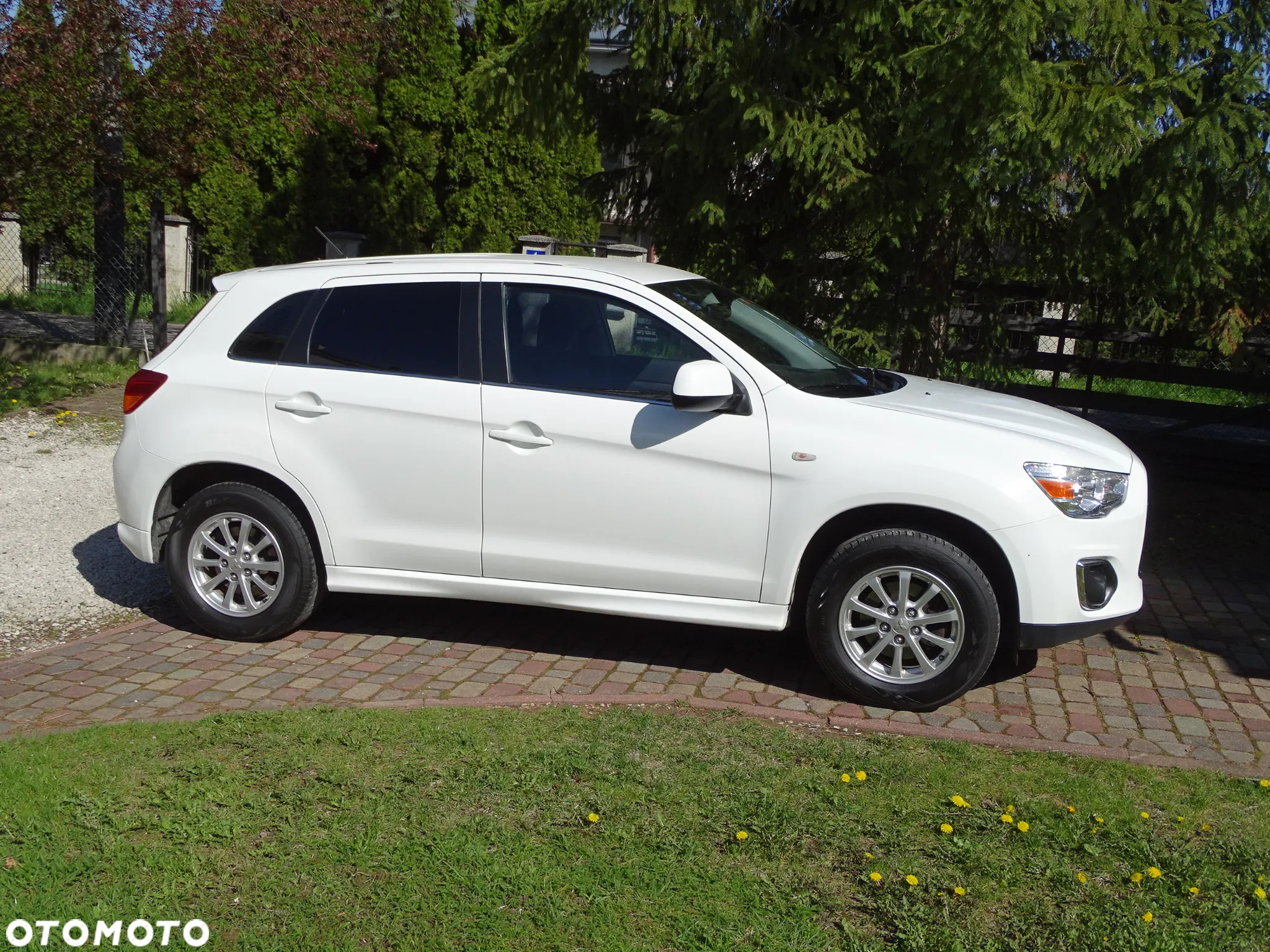 Mitsubishi ASX 1.6 Intense - 27