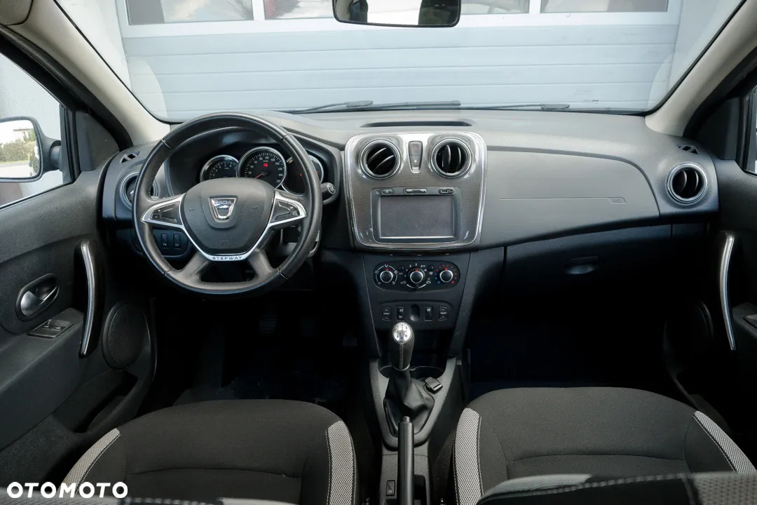 Dacia Sandero Stepway 1.5 dCi Laureate - 32