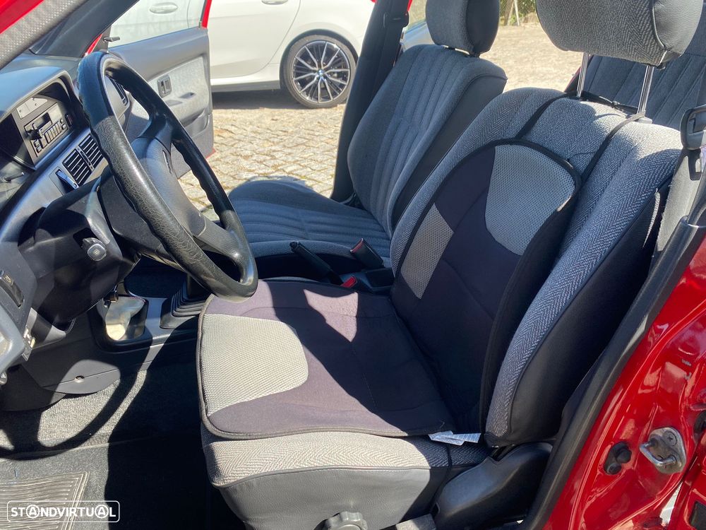 Toyota Corolla Hatchback 1.3 12v - 6