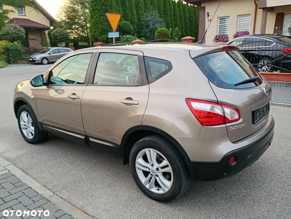 Nissan Qashqai 1.6 Acenta - 10