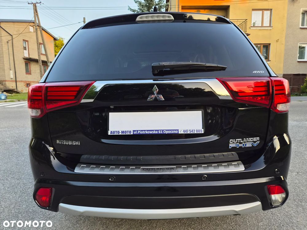 Mitsubishi Outlander - 15