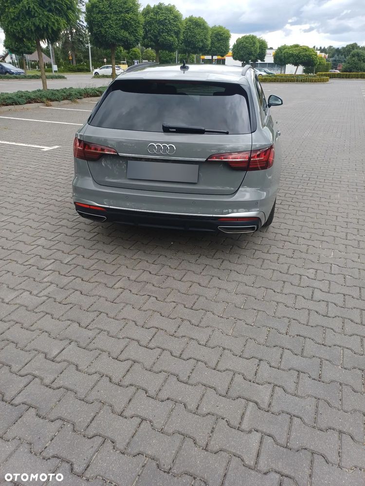 Audi A4 Avant - 11
