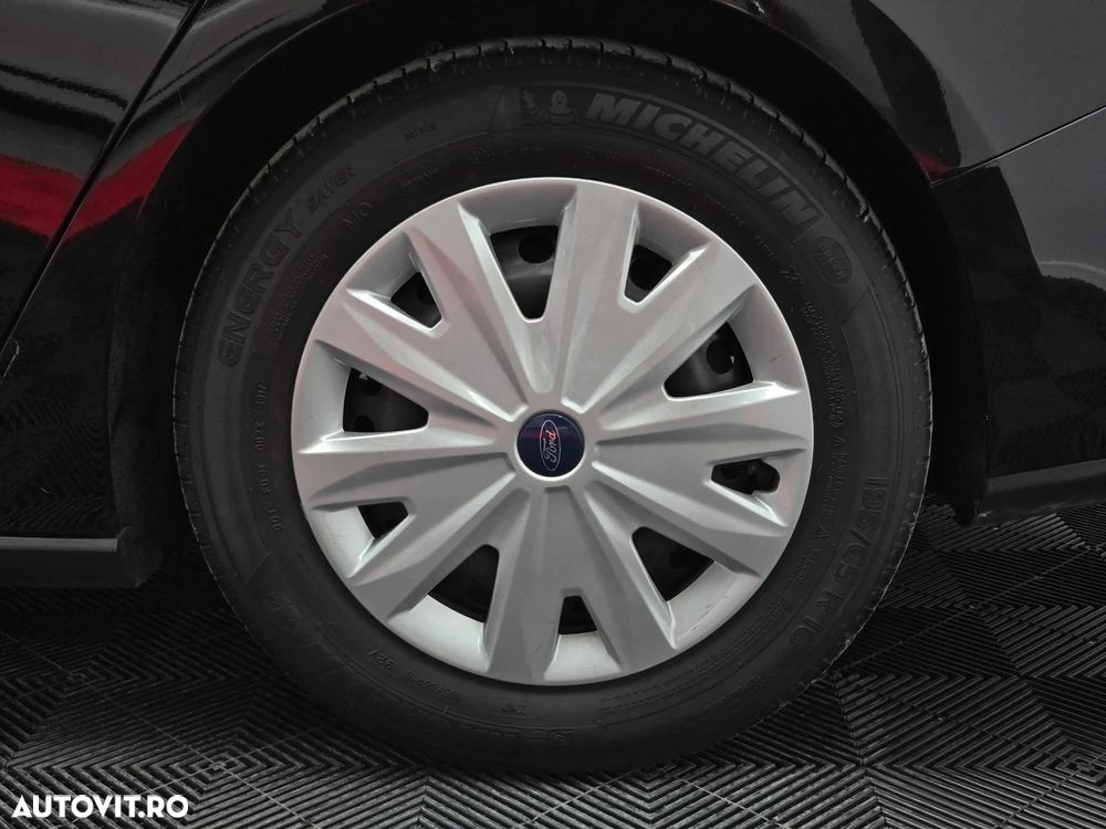 Ford Focus 1.5 EcoBlue Connected - 36