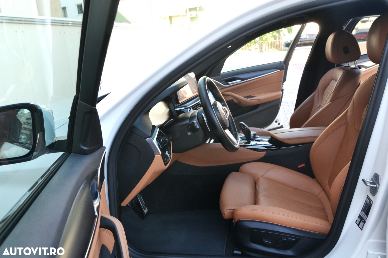 BMW Seria 5 520i Touring Aut. - 17