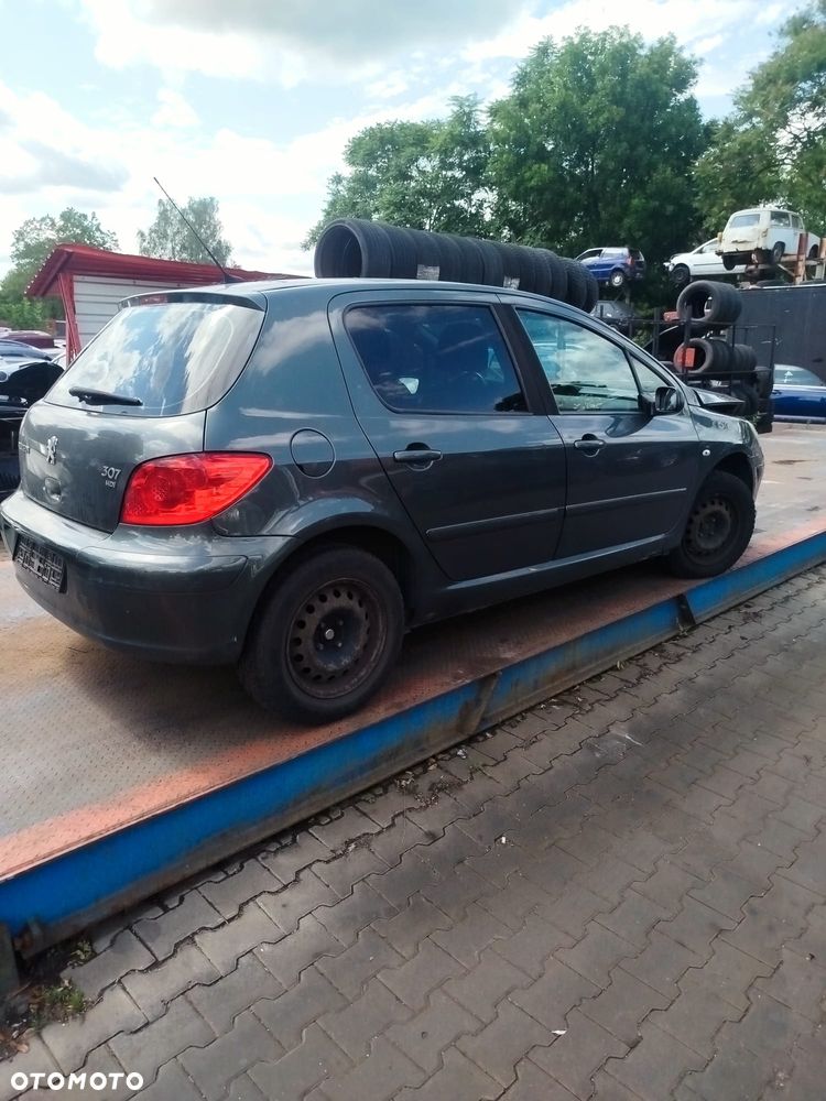 Peugeot 307  na części - 8