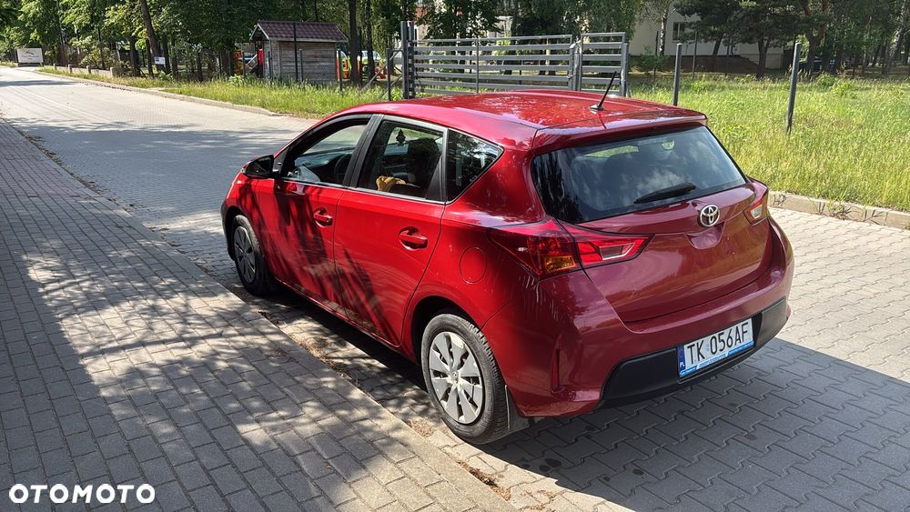 Toyota Auris 1.33 VVT-i Active - 3