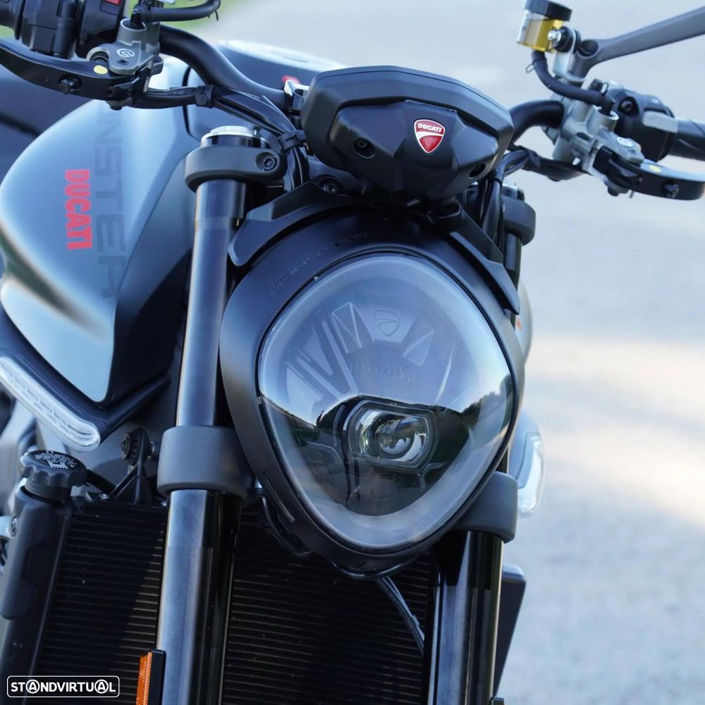 Ducati Monster - 27