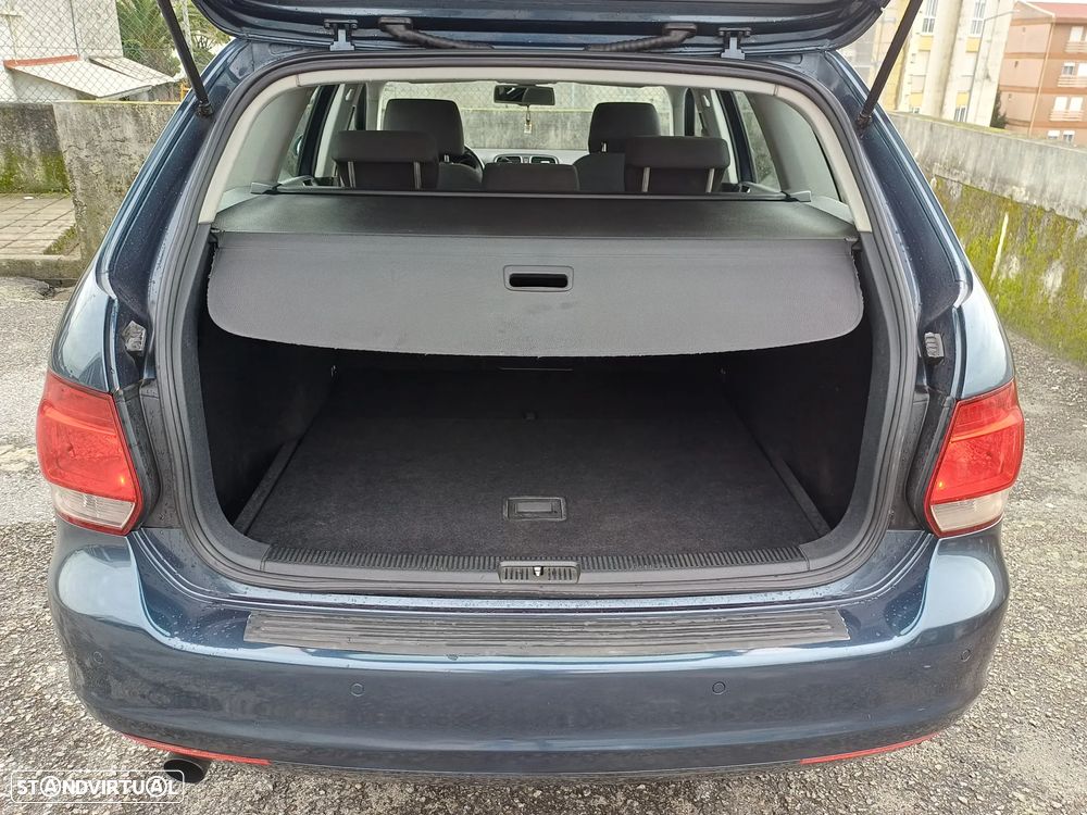 VW Golf Variant 1.6 TDi Confortline - 39