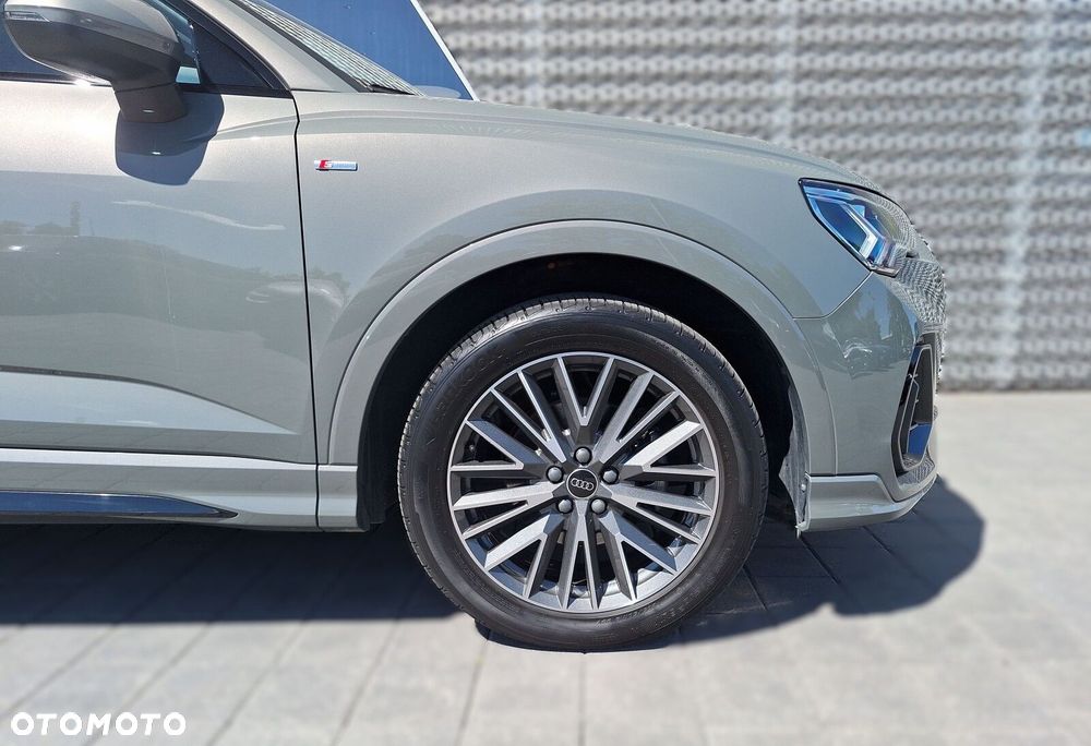 Audi Q3 Sportback - 31