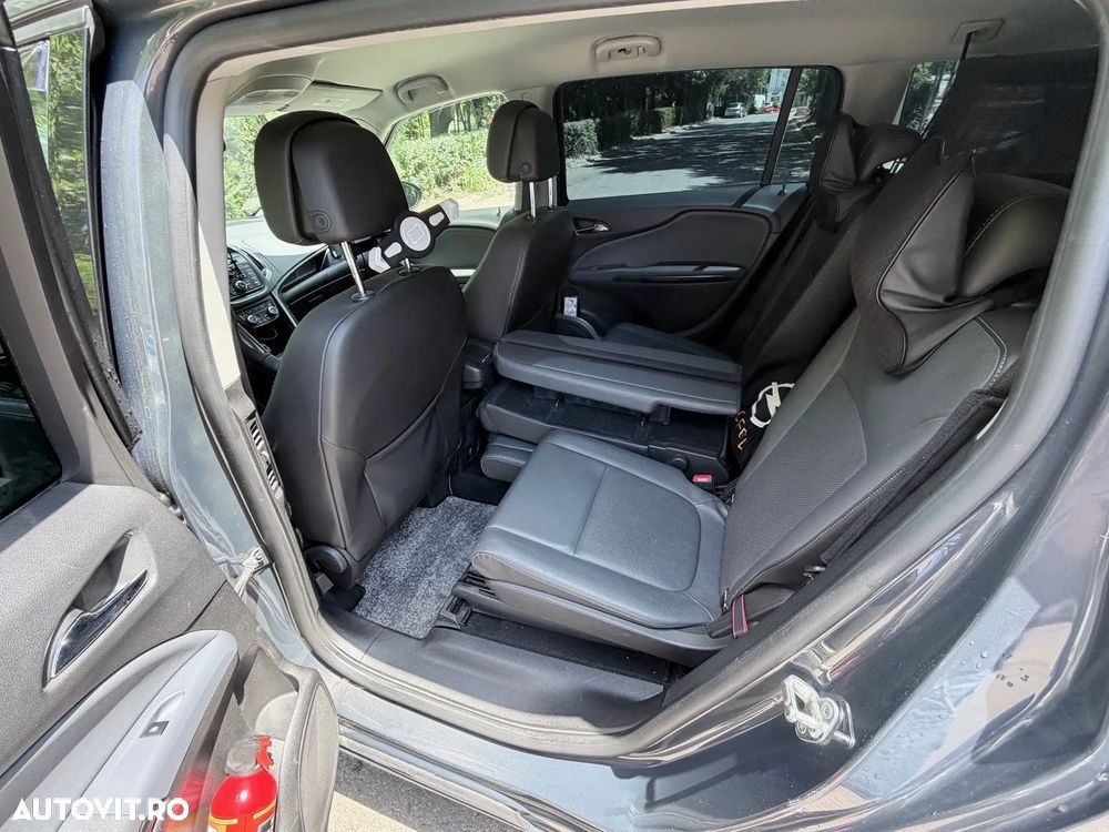 Opel Zafira 2.0 CDTI Active - 2