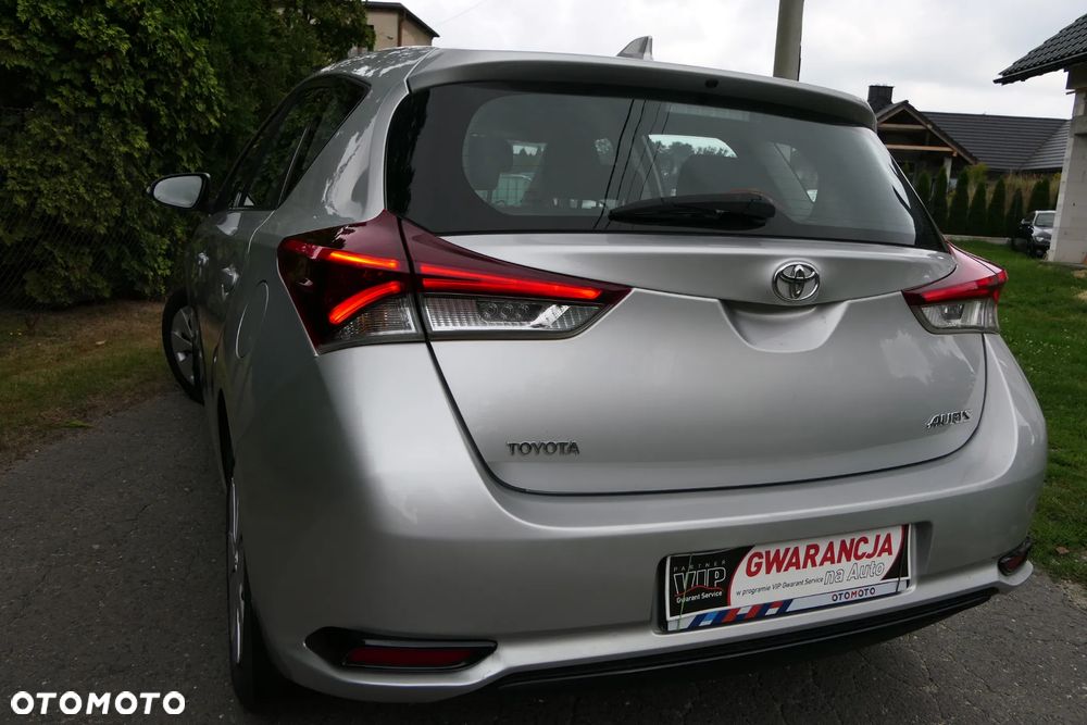 Toyota Auris 1.33 VVT-i Active - 13