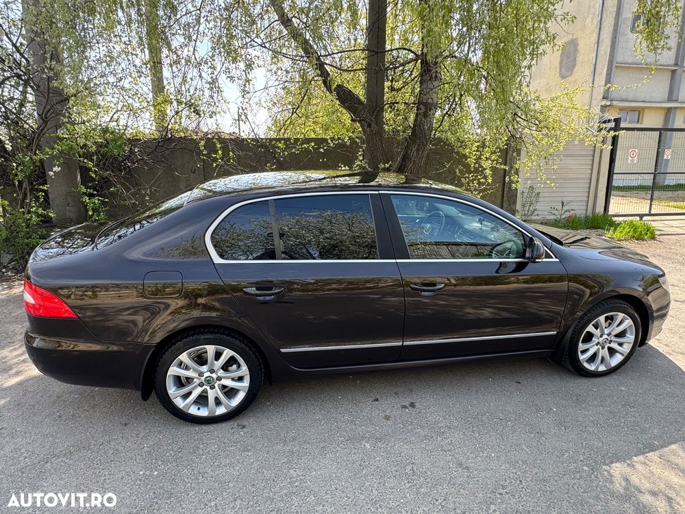 Skoda Superb 2.0 TDI Elegance 4x4 - 12