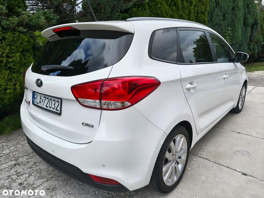 Kia Carens 1.7 CRDi 115 Dream Team Edition - 12