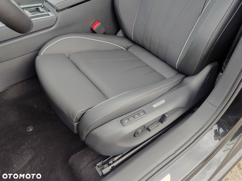 Volkswagen Passat 2.0 TDI SCR Style DSG - 20