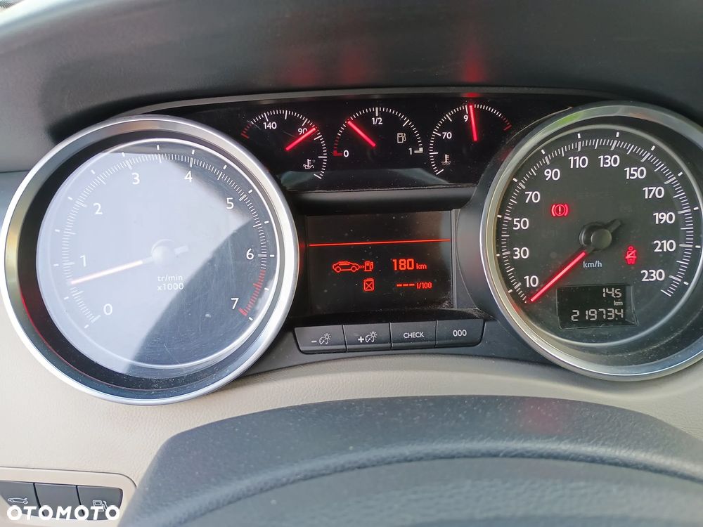 Peugeot 508 1.6 T Allure - 15
