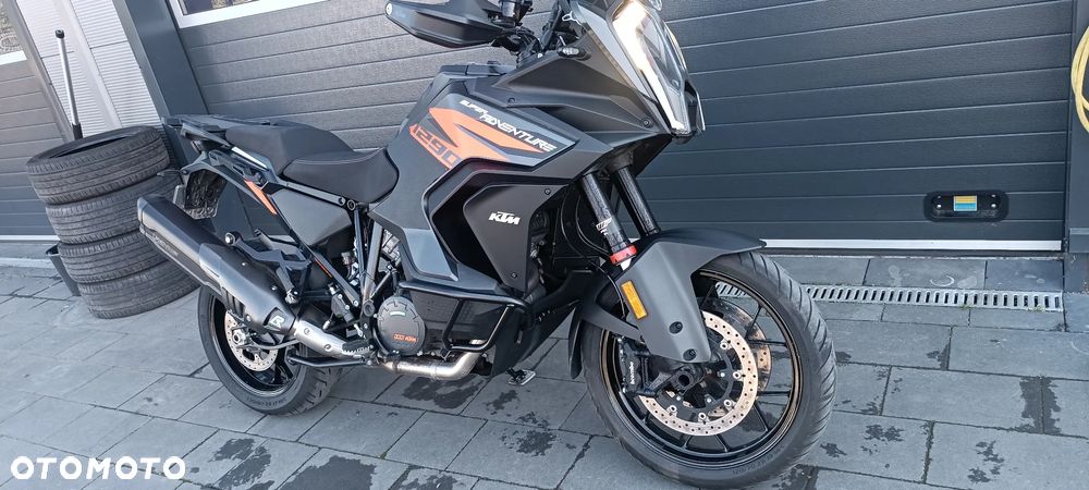 KTM Adventure - 18