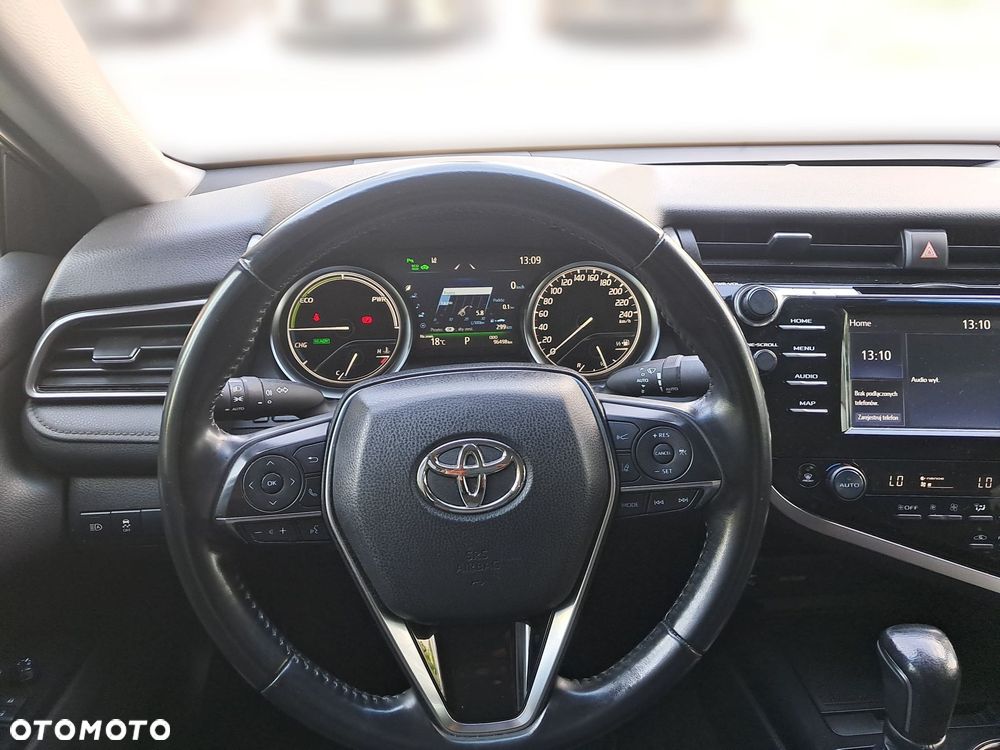 Toyota Camry 2.5 Hybrid Comfort CVT - 6