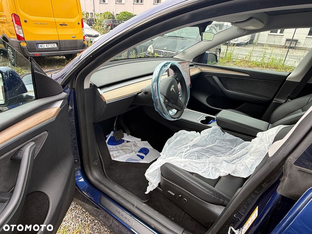 Tesla Model Y RWD - 9