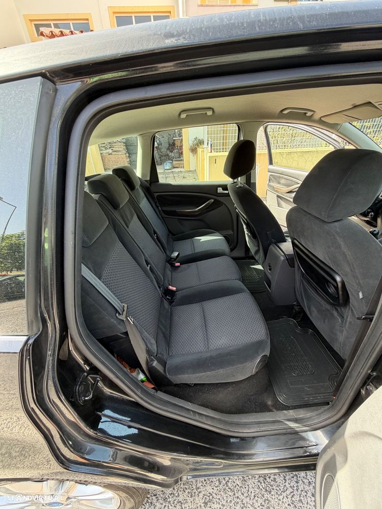 Ford C-Max 1.6 TDCi DPF Ghia - 13