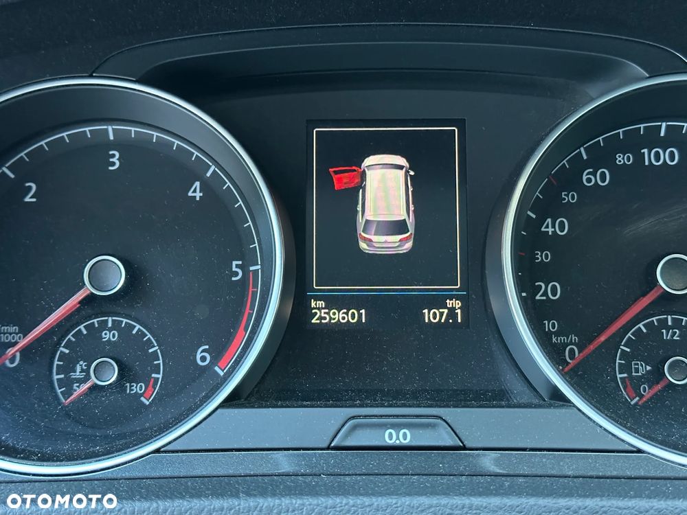 Volkswagen Golf 1.6 TDI BMT Comfortline - 9