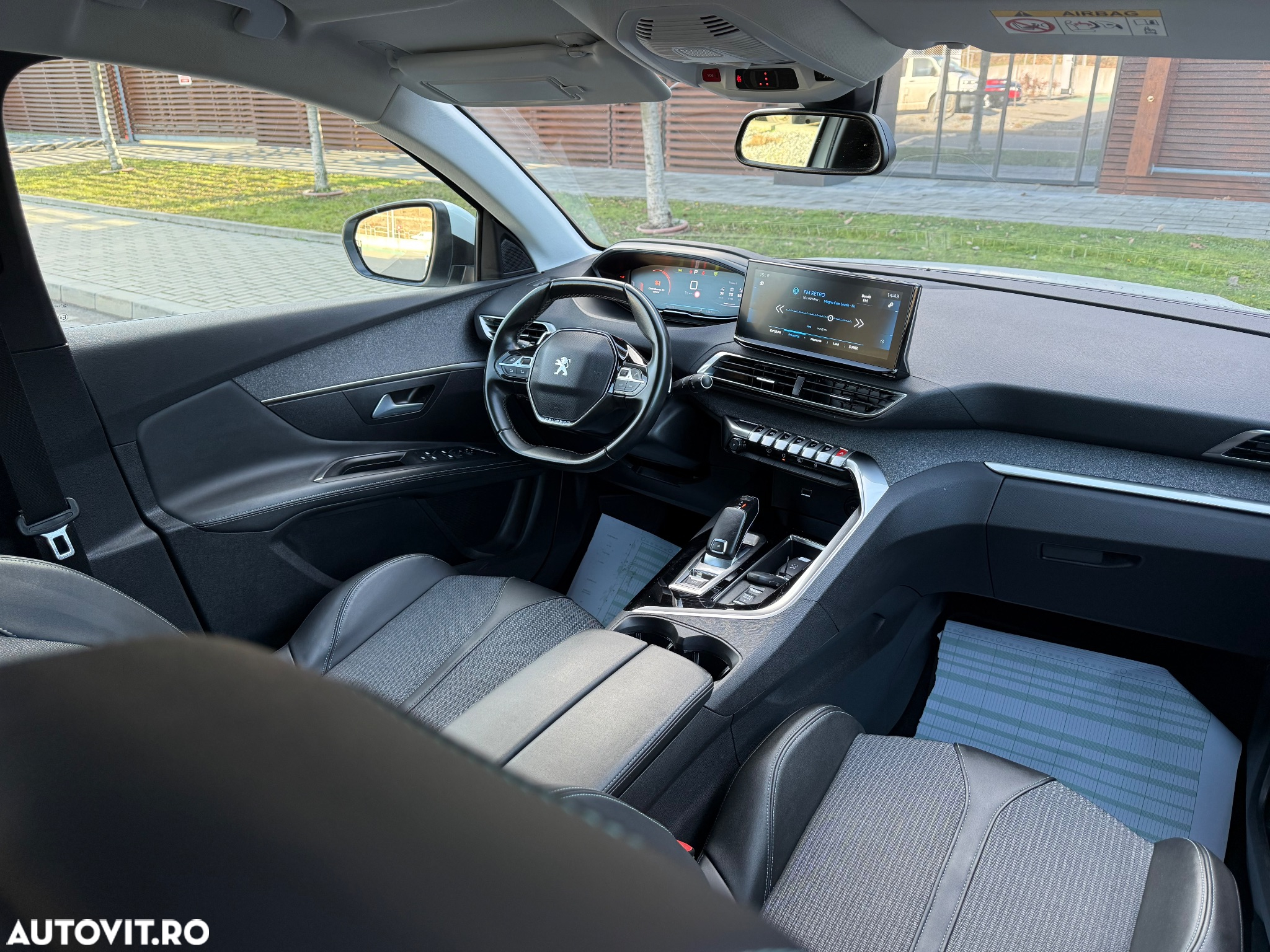 Peugeot 3008 BlueHDi 130 Stop & Start EAT8 Allure Pack - 9