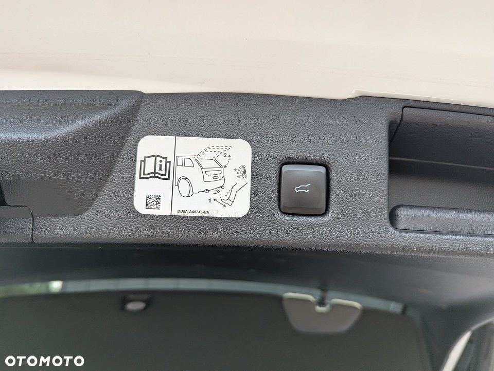 Ford Kuga 2.5 Duratec PHEV ST-LINE - 33