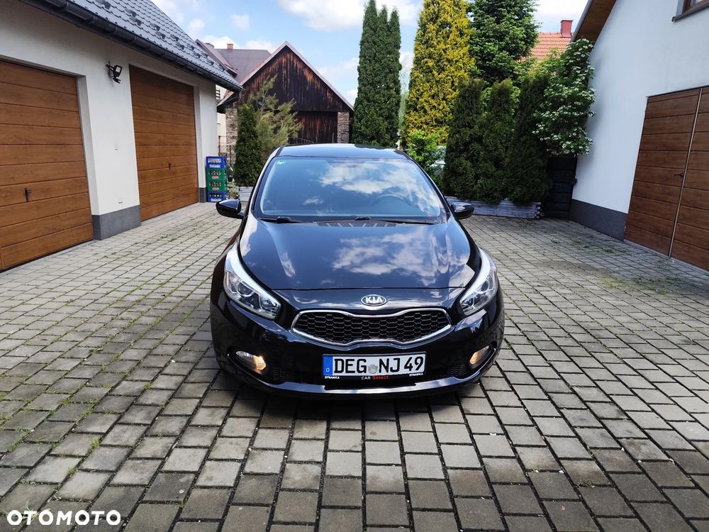 Kia Ceed - 6