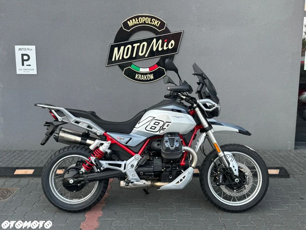 Moto Guzzi V85 - 3