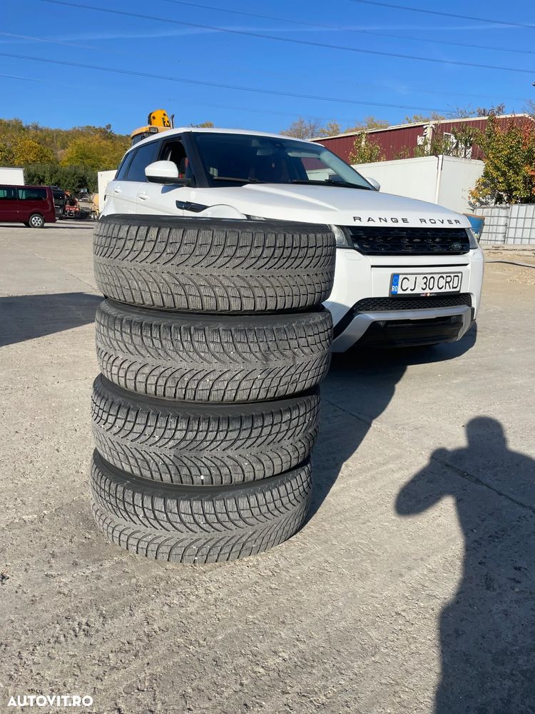 Land Rover Range Rover Evoque - 21