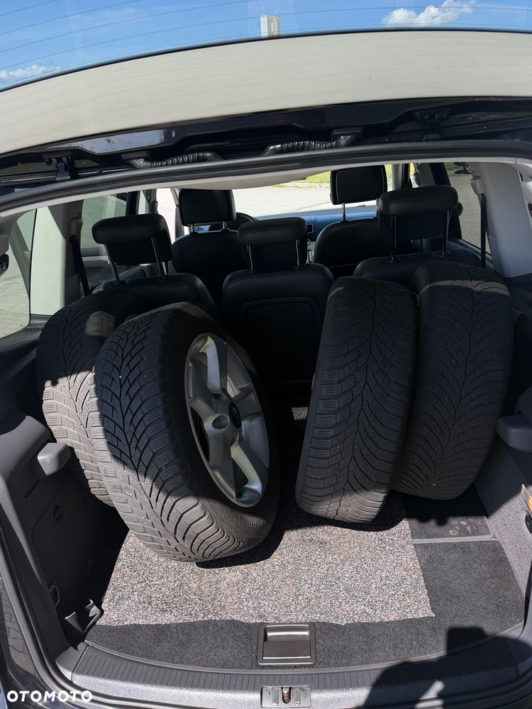 Volkswagen Touran 2.0 TDI DPF Highline DSG - 6