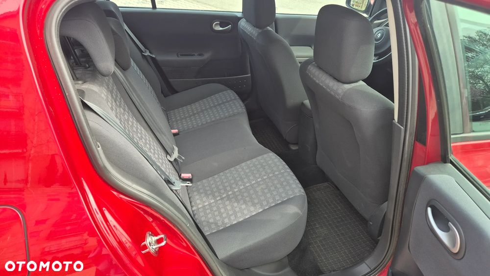 Renault Megane 1.6 Dynamique - 15