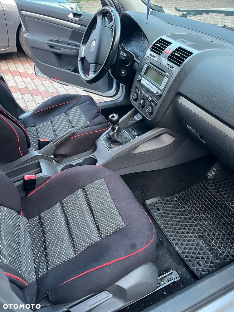 Volkswagen Golf 1.6 Team - 7