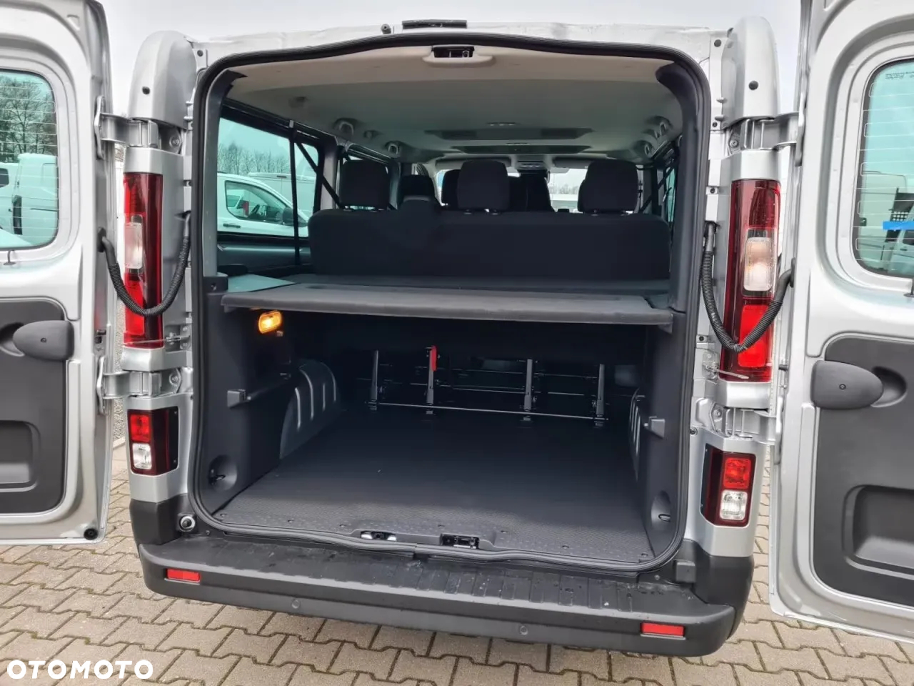 Renault Trafic Kombi 2.0 Blue dCi L2 Equilibre - 7