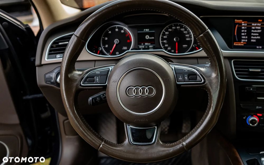 Audi A4 Limousine - 18