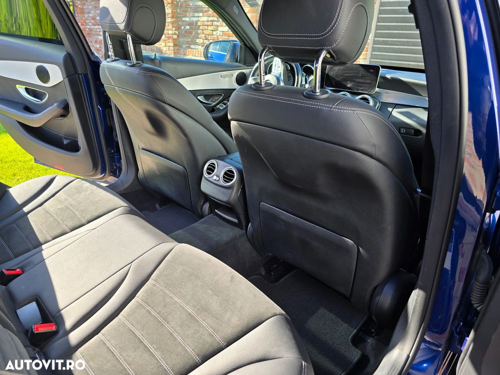 Mercedes-Benz C 220 d T 9G-TRONIC AMG Line - 13