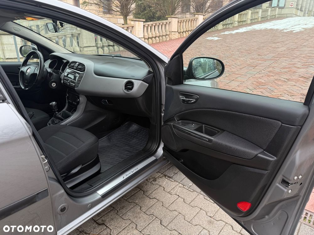 Fiat Bravo 1.4 T-JET 16V Dynamic - 37
