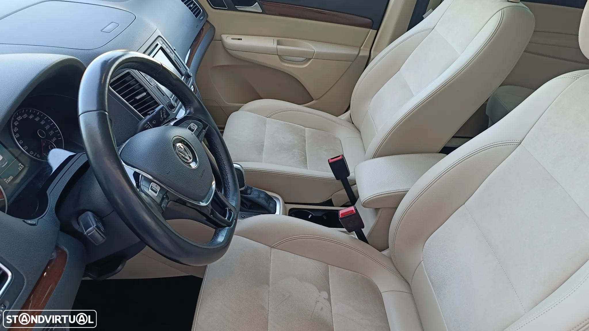 VW Sharan 2.0 TDI Highline DSG - 9