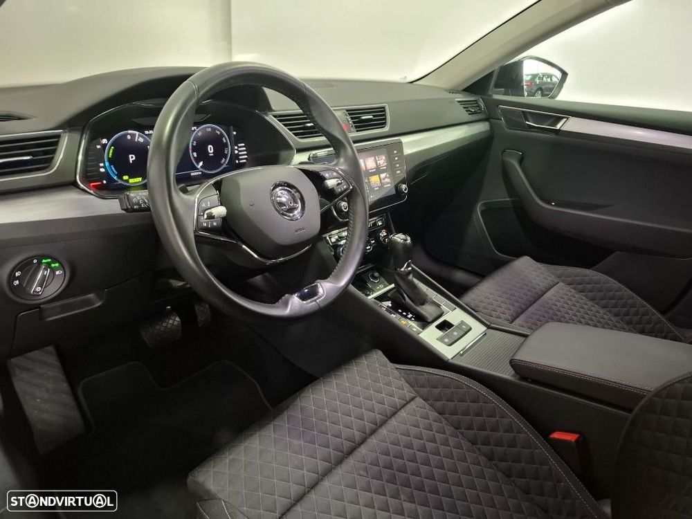 Skoda Superb Break - 12