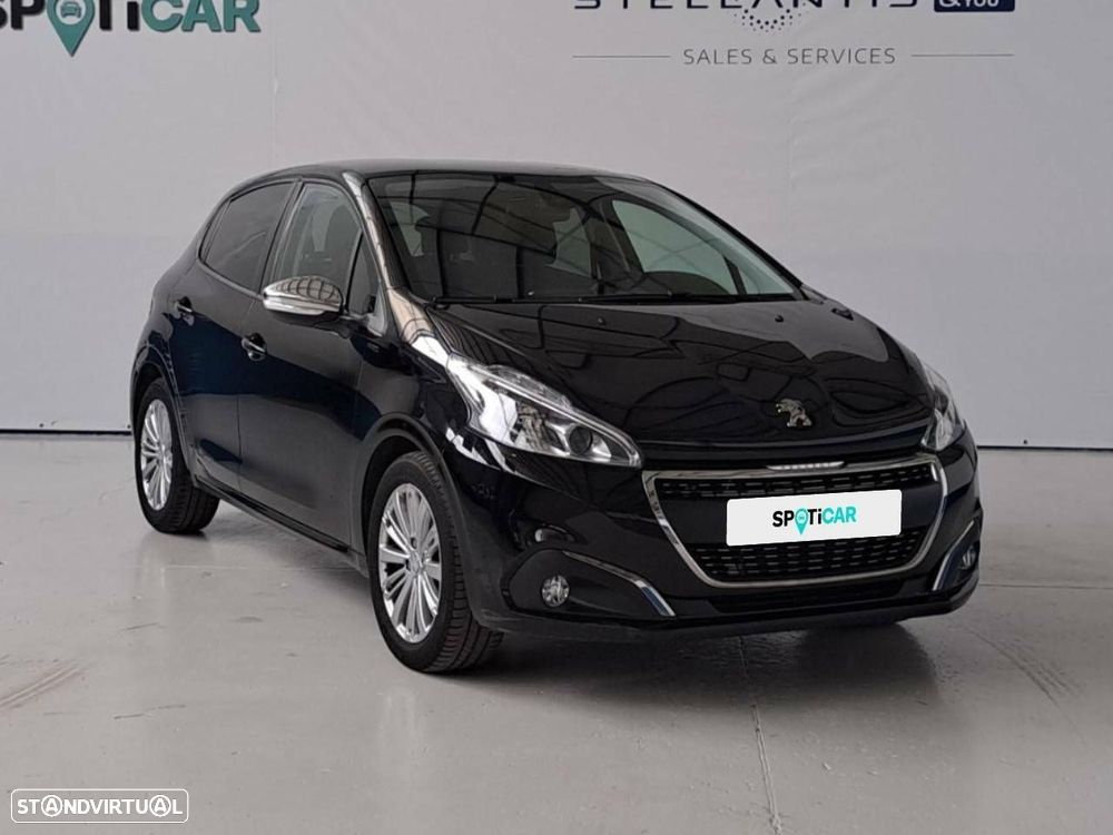 Peugeot 208 1.2 PureTech Signature - 3